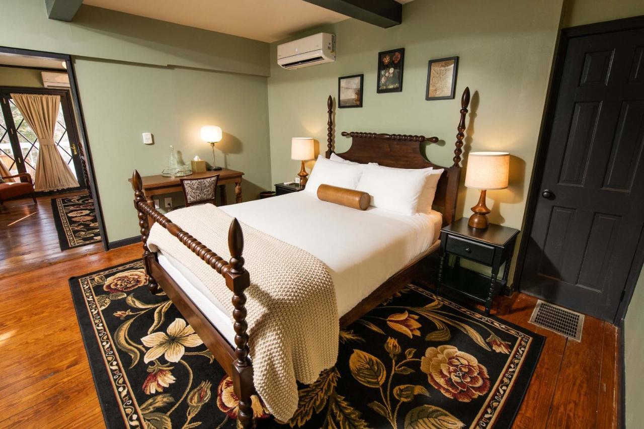 Hotel The Constance By The Lenox Collection Esterno foto