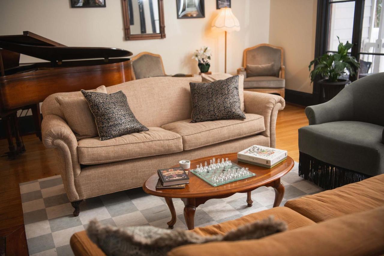 Hotel The Constance By The Lenox Collection Esterno foto