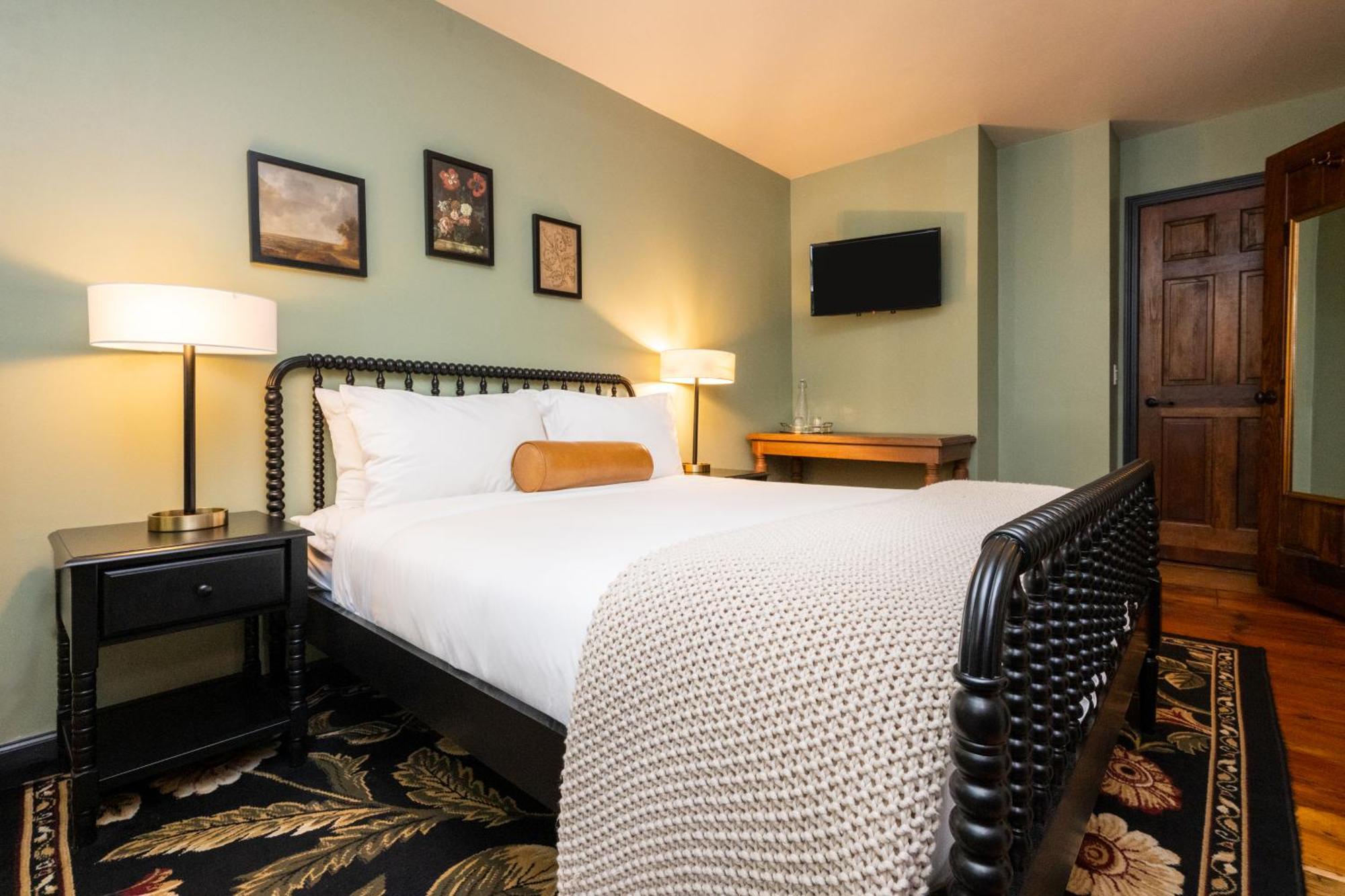 Hotel The Constance By The Lenox Collection Esterno foto