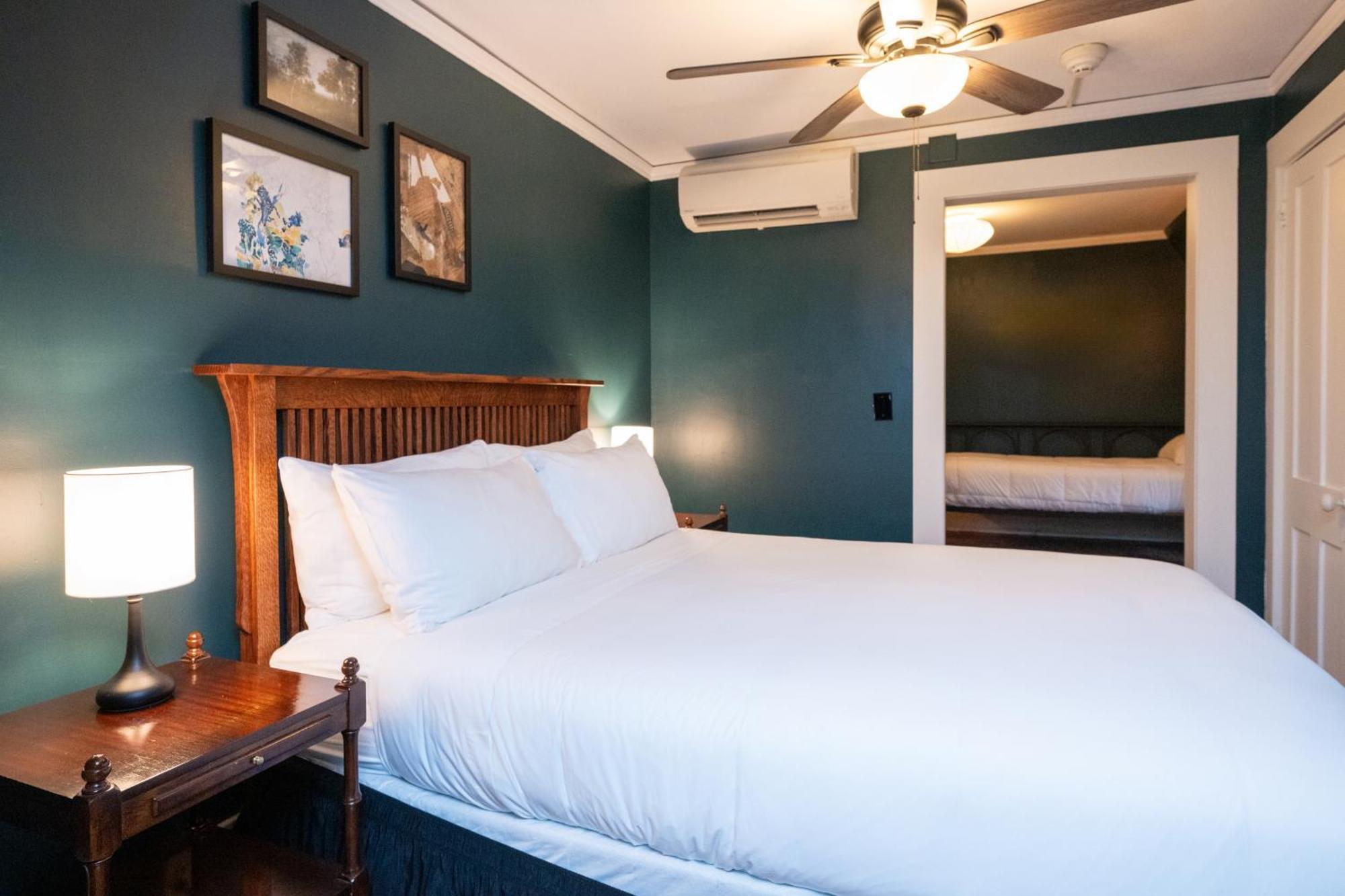 Hotel The Constance By The Lenox Collection Esterno foto